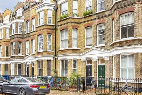 2 bedroom flat to rent, Austral Street, London SE11