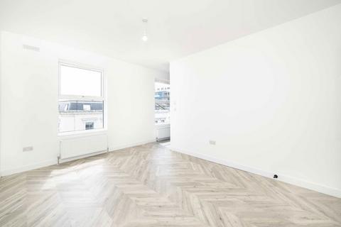 1 bedroom flat to rent, Coldharbour Lane, London SE5