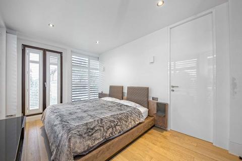 3 bedroom house for sale, Halliford Street, London N1