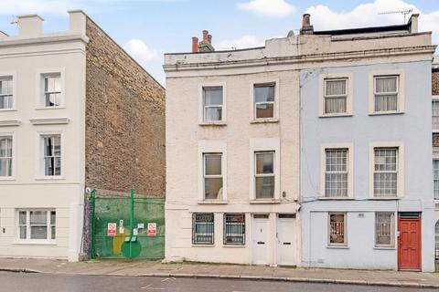 Studio for sale, Benwell Road, London N7