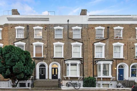 2 bedroom flat for sale, Grosvenor Avenue, London N5