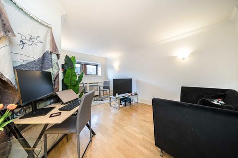 1 bedroom flat to rent, Belvedere Road, London SE1