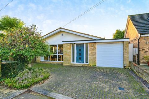 3 bedroom detached bungalow for sale, Sewell Close, St Albans AL4