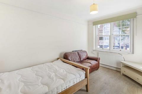 Studio to rent, Judd Street, London WC1H