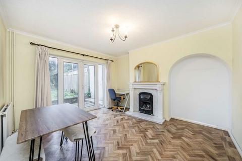 4 bedroom house for sale, Percy Road, Hampton TW12