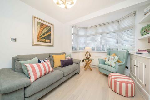 3 bedroom end of terrace house for sale, Fulwell Park Avenue, Twickenham TW2