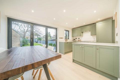 27 Fulwell Park Avenue, Twickenham, TW2 5HF