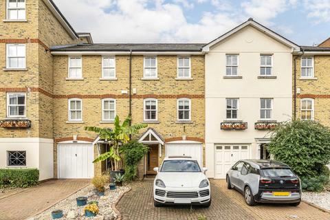 4 bedroom house for sale, Candler Mews, Twickenham TW1