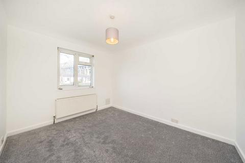 2 bedroom flat for sale, Talma Gardens, Twickenham TW2