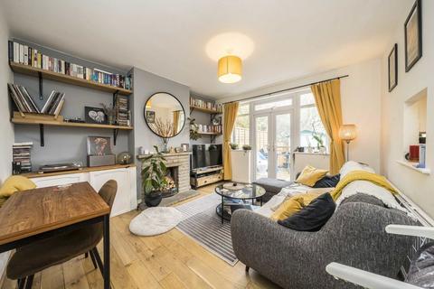 16 Vale Close, Twickenham, TW1 4SF