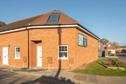 10 Apex Cottage, Main Road, Edenbridge