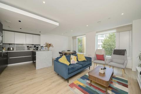 1 bedroom flat to rent, Lillie Square, London SW6