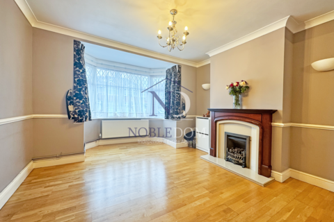 6 bedroom semi-detached house to rent, Hounslow, TW3