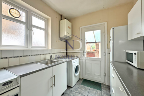 3 bedroom semi-detached house for sale, Heath Road, TW3