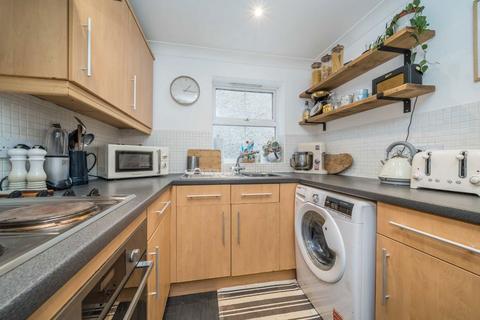 2 bedroom flat for sale, Portland Road, Kingston Upon Thames KT1