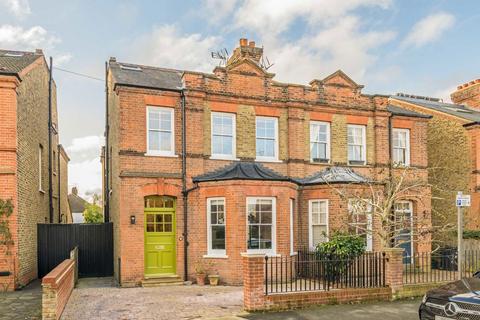 30 Grove Lane, Kingston Upon Thames, KT1 2ST