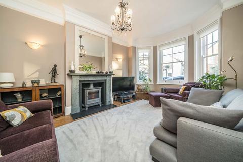 30 Grove Lane, Kingston Upon Thames, KT1 2ST