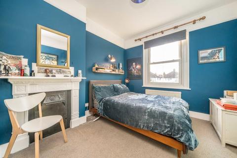 30 Grove Lane, Kingston Upon Thames, KT1 2ST