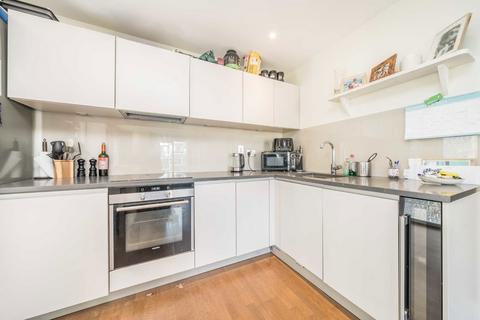 1 bedroom flat for sale, Henry Macaulay Avenue, Kingston Upon Thames KT2