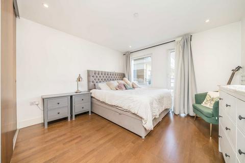 1 bedroom flat for sale, Henry Macaulay Avenue, Kingston Upon Thames KT2