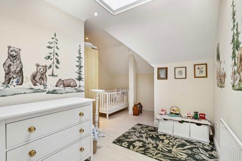 2 bedroom flat for sale, Richmond Road, Kingston Upon Thames KT2