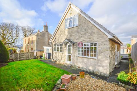 3 bedroom detached house for sale, Birchlands Drive, Killamarsh, Sheffield, S21