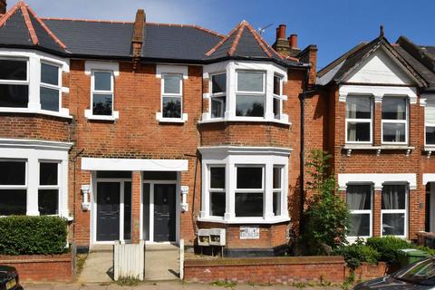 2 bedroom flat to rent, Siddons Road, London SE23