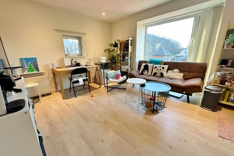 1 bedroom flat to rent, Auckland Road, Cambridge