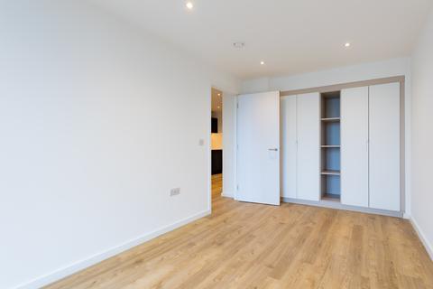 1 bedroom flat to rent, at Swan Street House, Flat 1317, Swan Street House, Swan Street M4