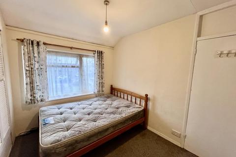 3 bedroom terraced house for sale, Slough,  SL2,  SL2