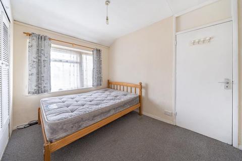 102 Odencroft Road, Slough, SL2 2DE