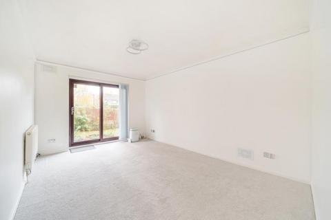 1 bedroom apartment to rent, Feltham,  Middlesex,  TW13