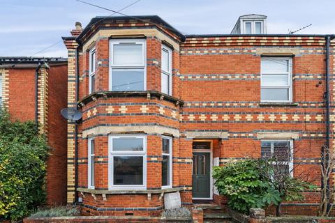 1 bedroom flat for sale, Newbury,  Berkshire,  RG14