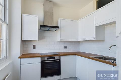 2 bedroom apartment for sale, Carlton Street, Cheltenham