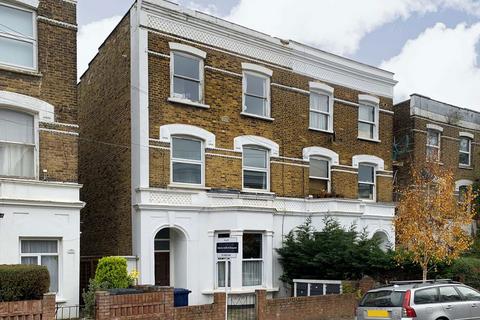 1 bedroom flat to rent, Essex Road, London W3