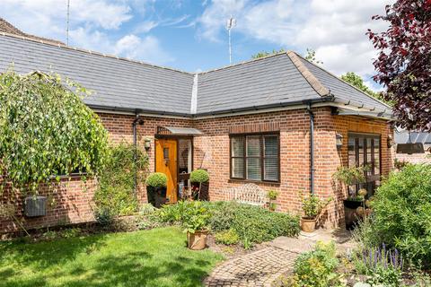 3 bedroom semi-detached bungalow for sale, Hertford Road, Digswell