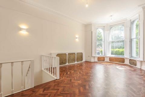 2 bedroom flat to rent, Campden Hill Gardens, London W8