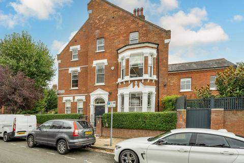 6 bedroom house to rent, Callcott Road, London NW6