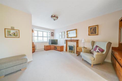 3 bedroom house for sale, Picton Close, Camberley GU15