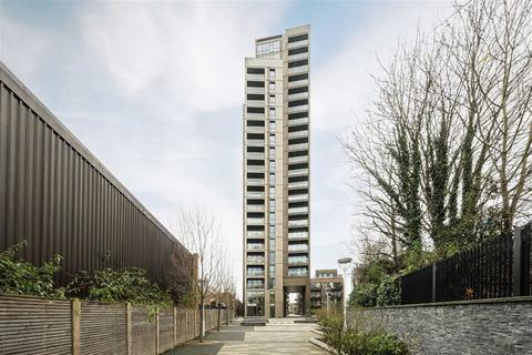 3 bedroom flat for sale, Moulding Lane, London SE14