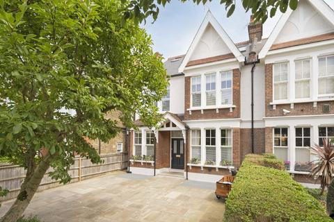 6 bedroom house to rent, Rodenhurst Road, London SW4