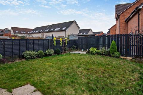 4 bedroom semi-detached house for sale, Park View Square, Castleford, West Yorkshire