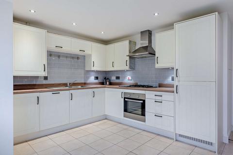 2 Park View Square, Castleford, WF10 1ED