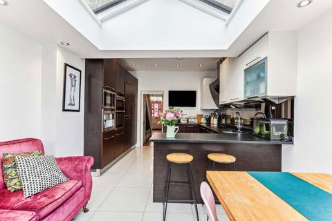 4 bedroom terraced house for sale, St. Margarets Road, St Margarets TW1