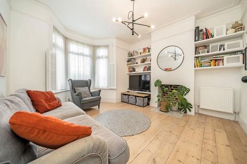Neuchatel Road, London SE6