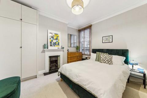 2 bedroom flat for sale, Kinsale Road, London SE15