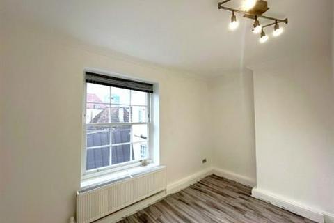 3 bedroom apartment to rent, Chalton Street, London NW1