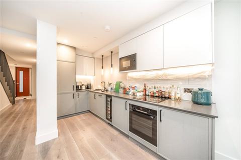 3 bedroom apartment to rent, Windsor Square, Royal Arsernal Riverside, London, SE18