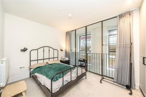 3 bedroom apartment to rent, Windsor Square, Royal Arsernal Riverside, London, SE18