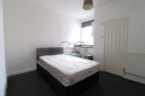 Studio to rent, Room 1, 316 Grange Road, Longford, Coventry, West Midlands